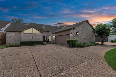 Townhouse in Sugar Land TX 24 Crestwood Circle.jpg