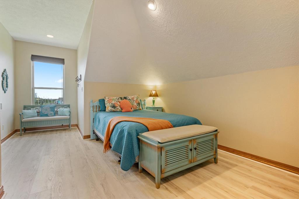 2757 Gulfview Lane, Crystal Beach, Texas image 29