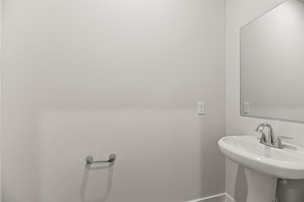 10750 Red Flagstone Drive, Conroe, Texas image 13