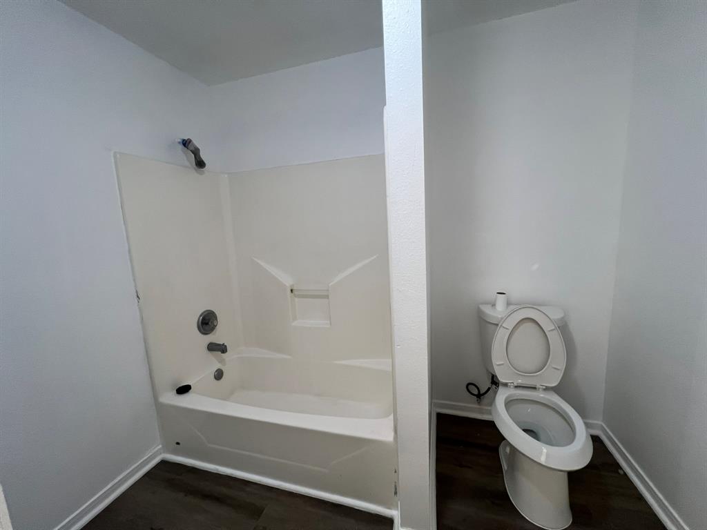 1934 Tomlinson Trail Drive, Houston, Texas image 14