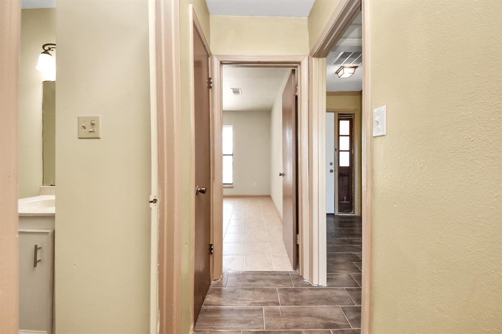 1133 Kingston Drive, Wharton, Texas image 11