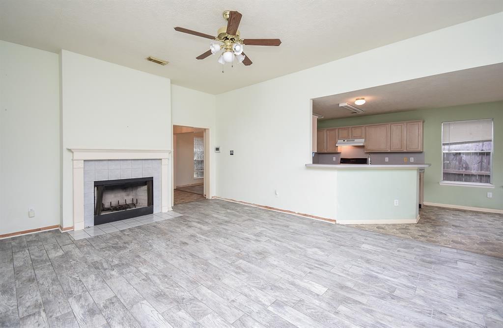 6818 Cansfield Court, Katy, Texas image 2