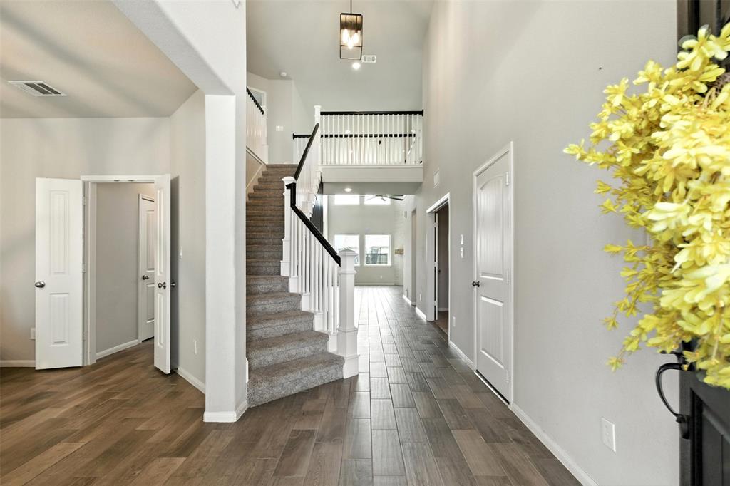 5714 Kenloch Court