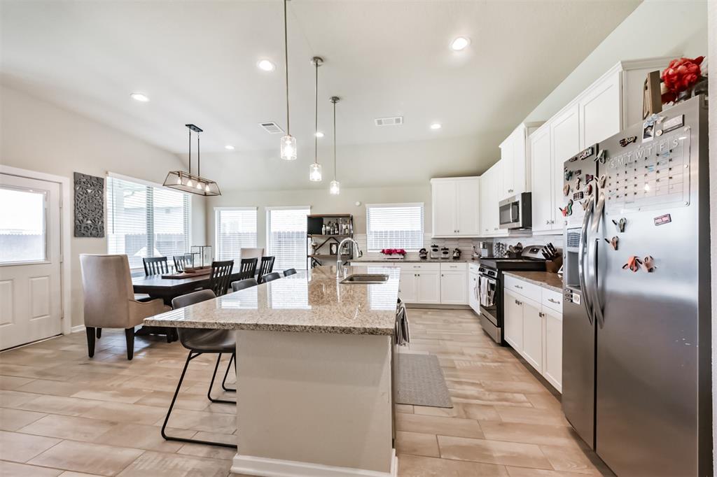 4711 Bartagrass Drive, Rosenberg, Texas image 13