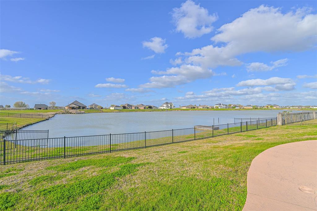 3611 S Shore Drive, Rosharon, Texas image 26