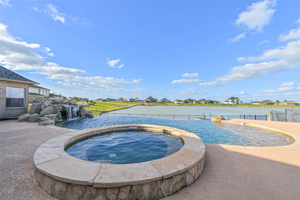3611 S Shore Drive, Rosharon, Texas image 20