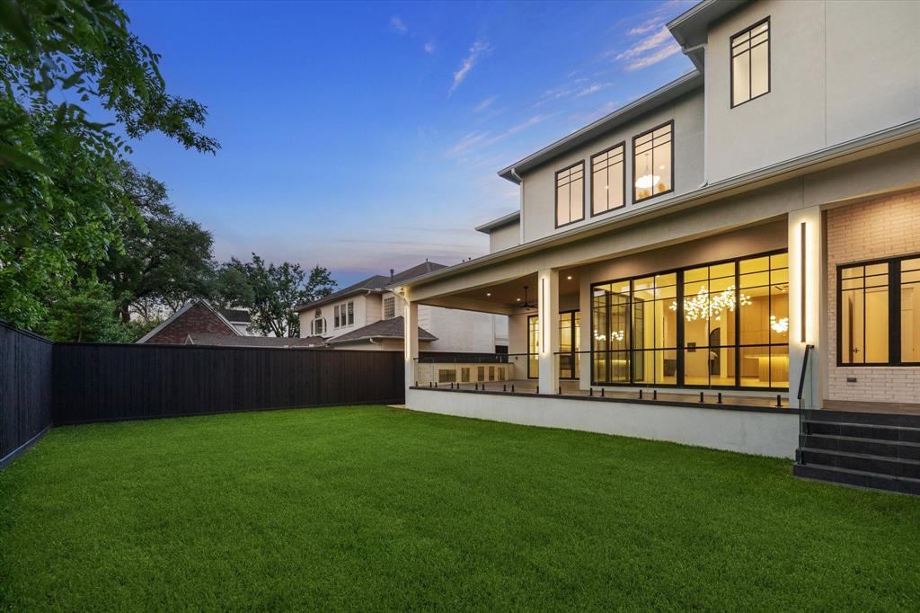 4530 Birch St, Bellaire, Texas image 49