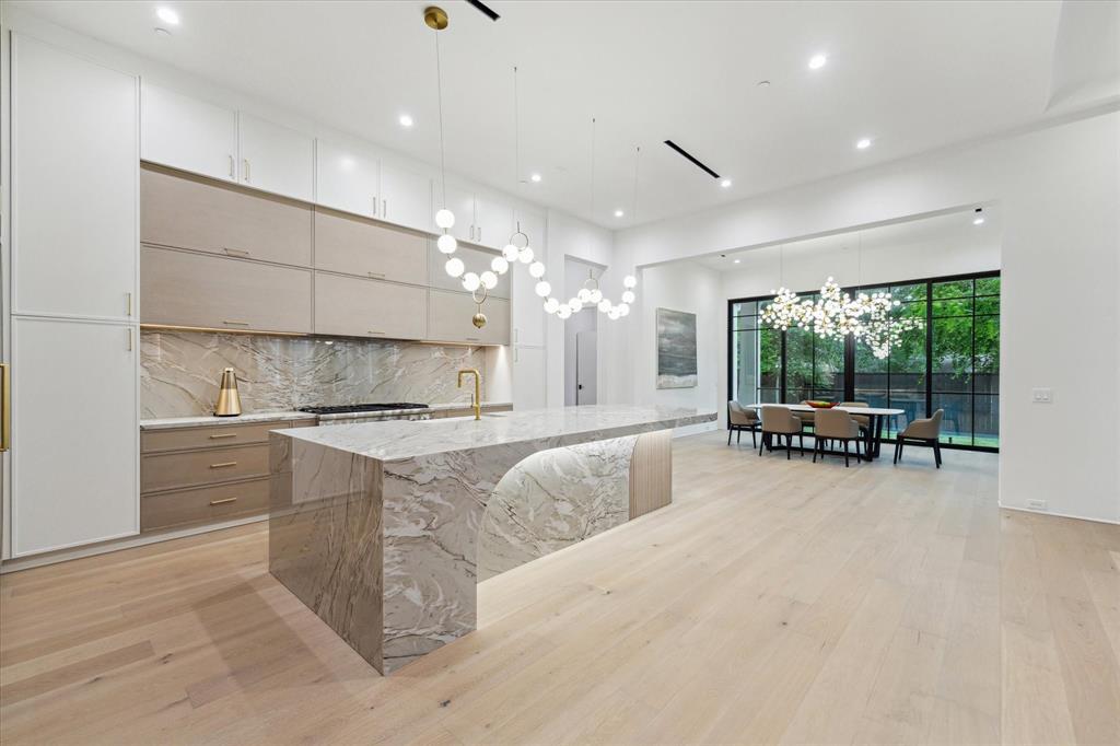 4530 Birch St, Bellaire, Texas image 21