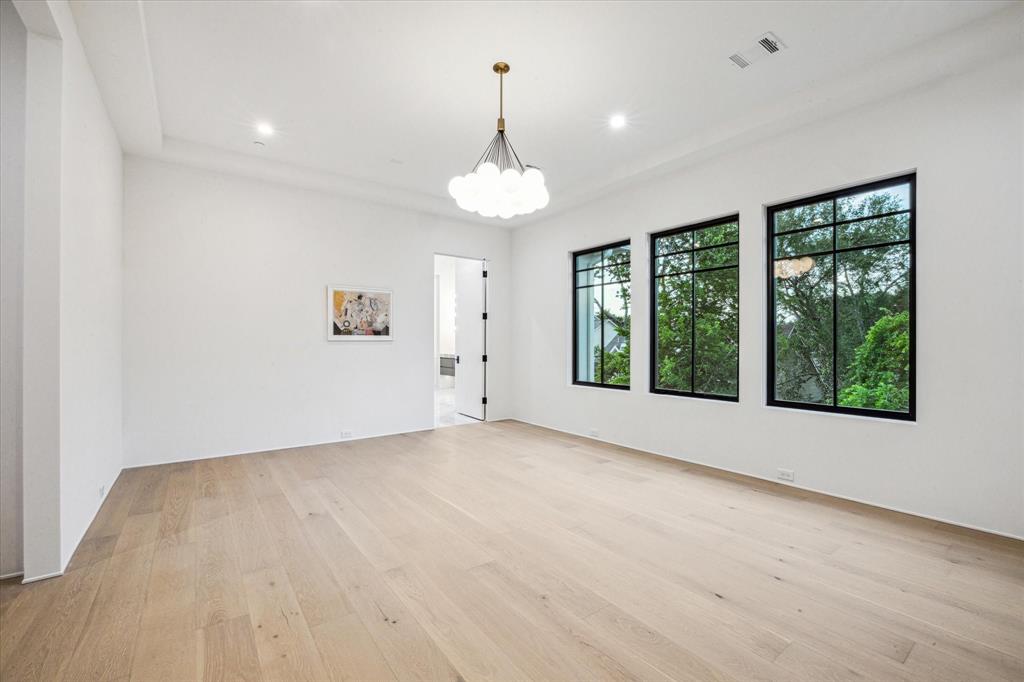 4530 Birch St, Bellaire, Texas image 31