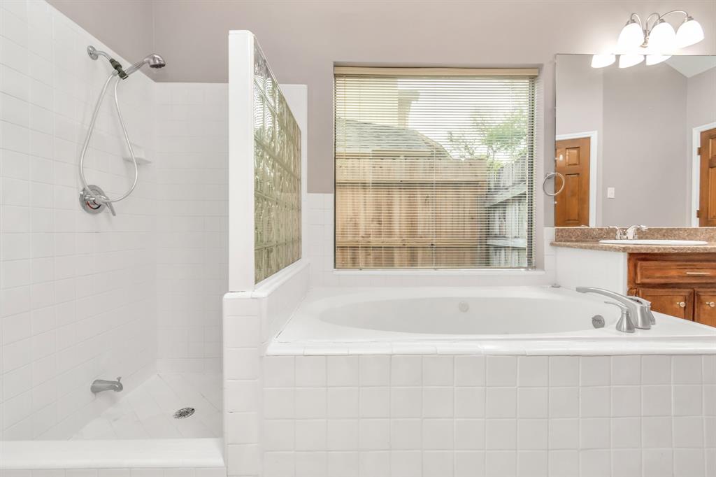 2118 Windmill Drive, Richmond, Texas image 23