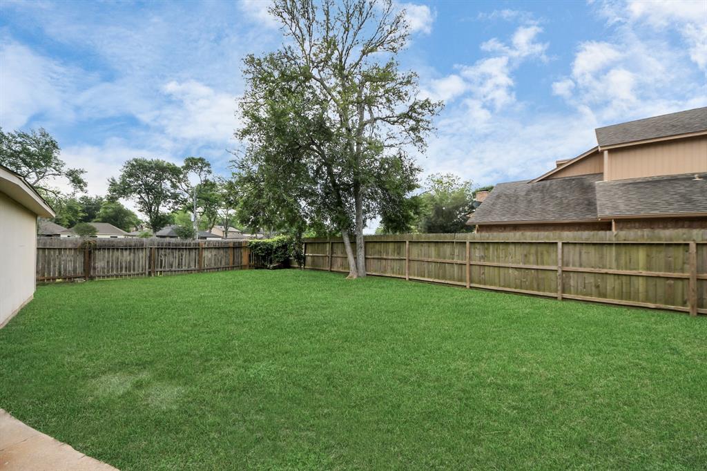 2118 Windmill Drive, Richmond, Texas image 33
