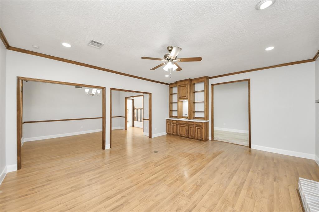 2118 Windmill Drive, Richmond, Texas image 7
