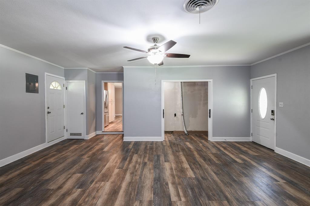 609 Jackson Street, Edna, Texas image 12