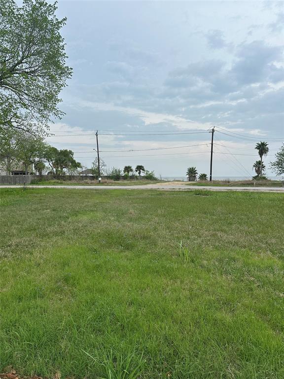 1 Jackson Avenue, Bacliff, Texas image 4