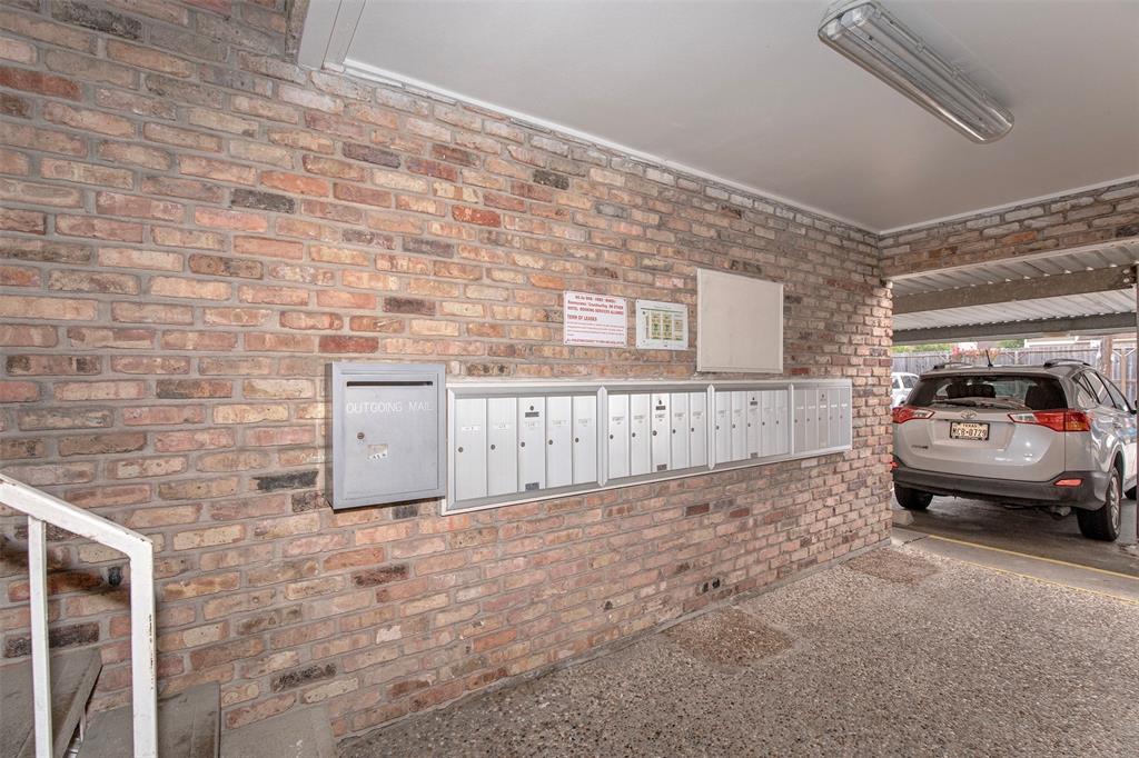 2101 Fountain View Drive #80, Houston, Texas image 30