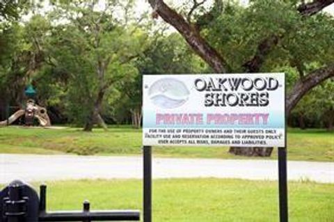 Photo of 32111 Amberjack Drive, Richwood, TX 77515 (MLS # 11498170)