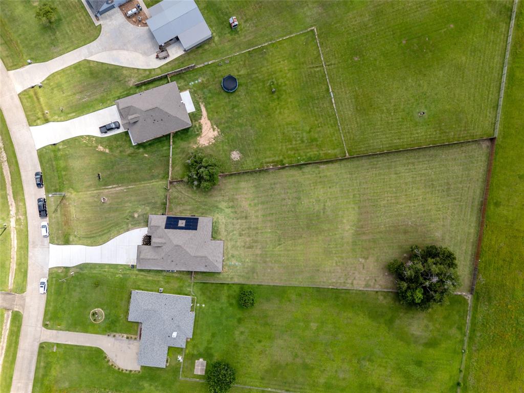 1420 Palomino Trail, Angleton, Texas image 29