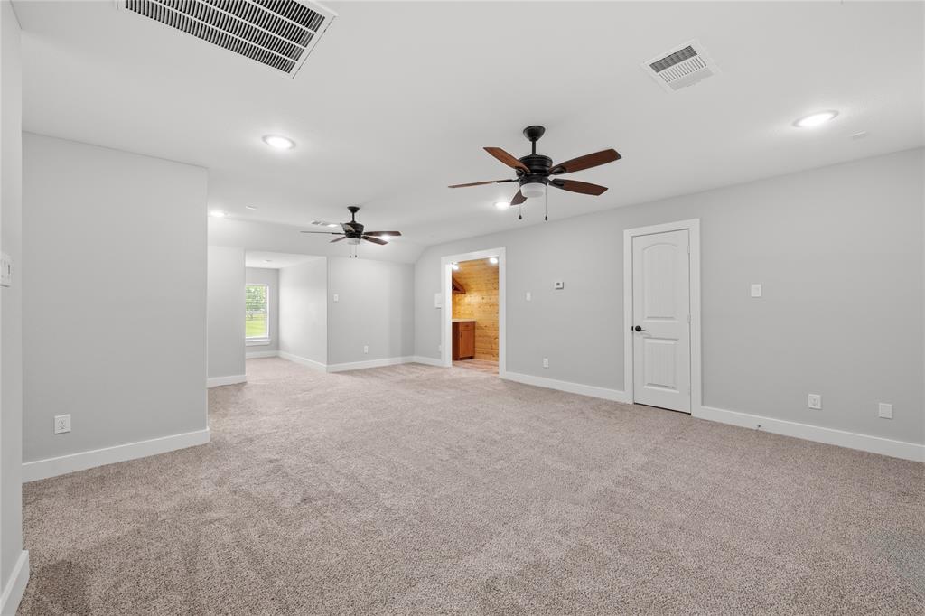 1420 Palomino Trail, Angleton, Texas image 27