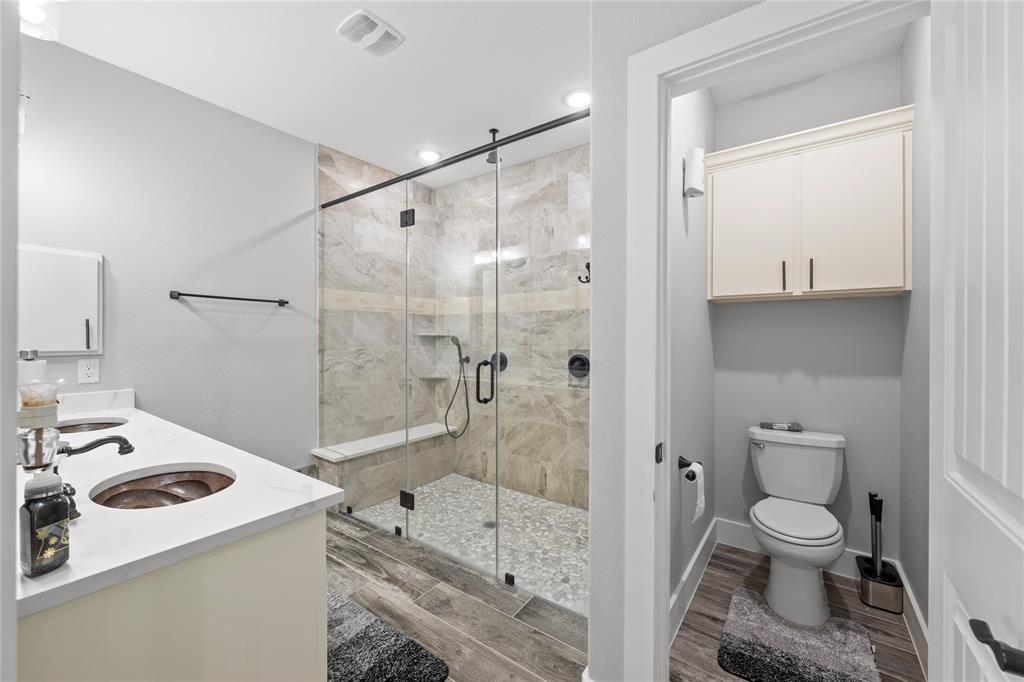 1420 Palomino Trail, Angleton, Texas image 23