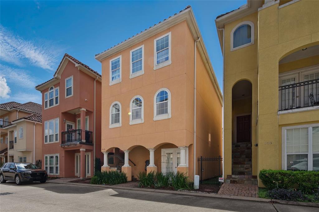 7119 Laguna Villas, Houston, Texas image 1