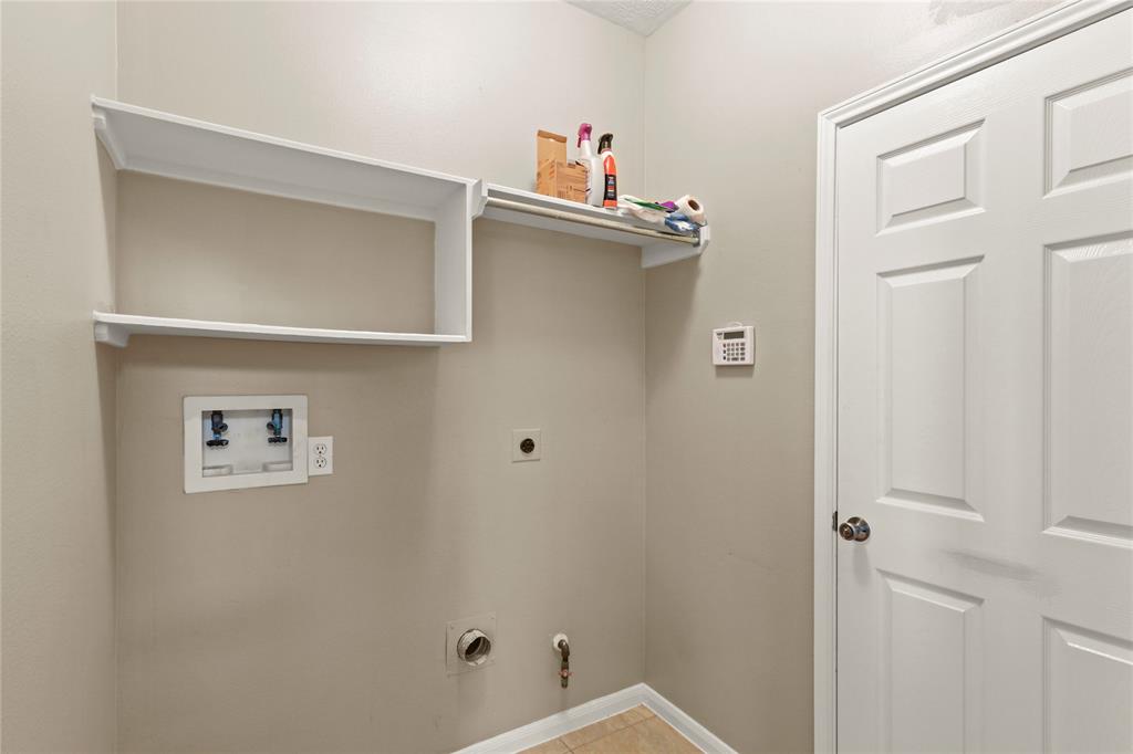 10807 Oak Bayou Lane, Houston, Texas image 26