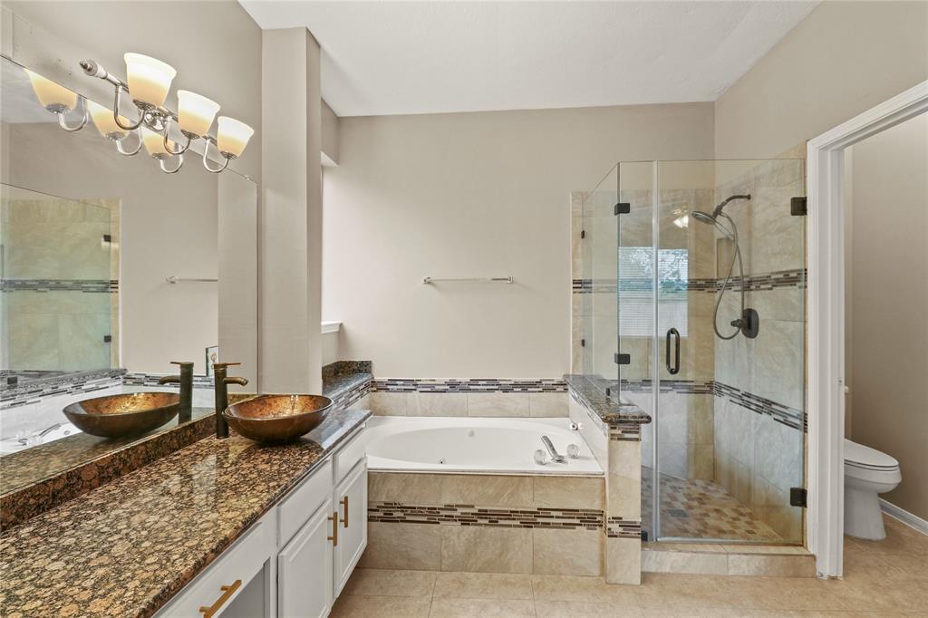10807 Oak Bayou Lane, Houston, Texas image 24