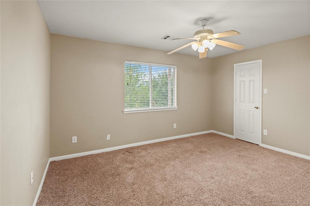 10807 Oak Bayou Lane, Houston, Texas image 28
