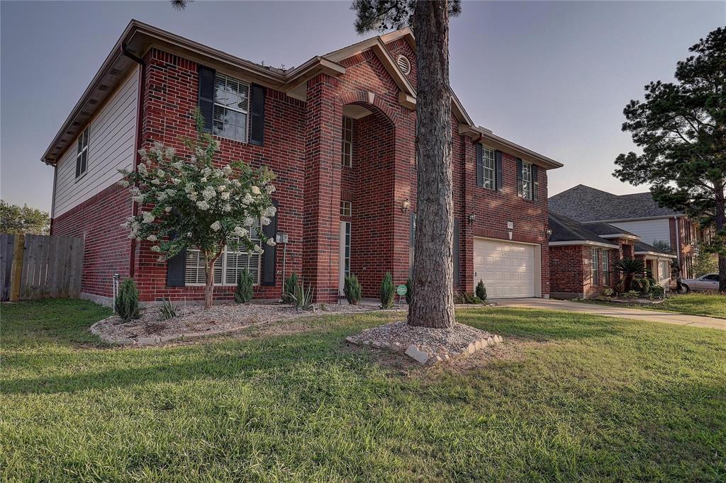 10807 Oak Bayou Lane, Houston, Texas image 3