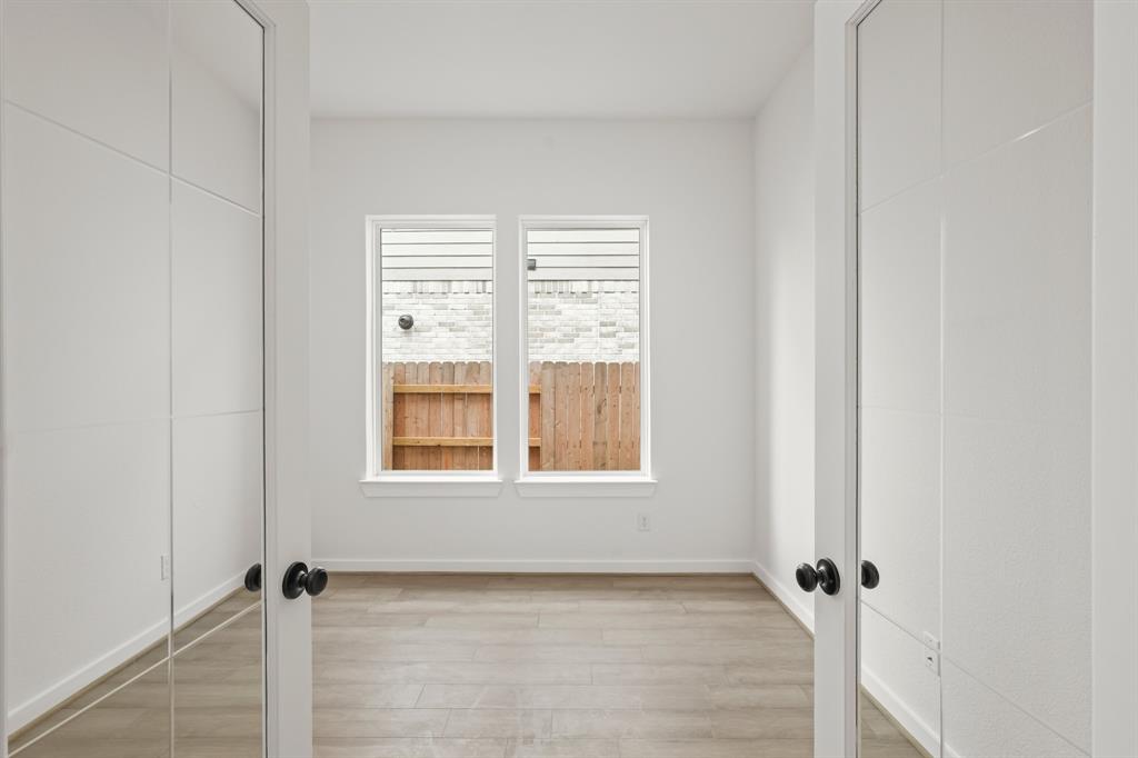 24926 Groundsel Cottage Lane
