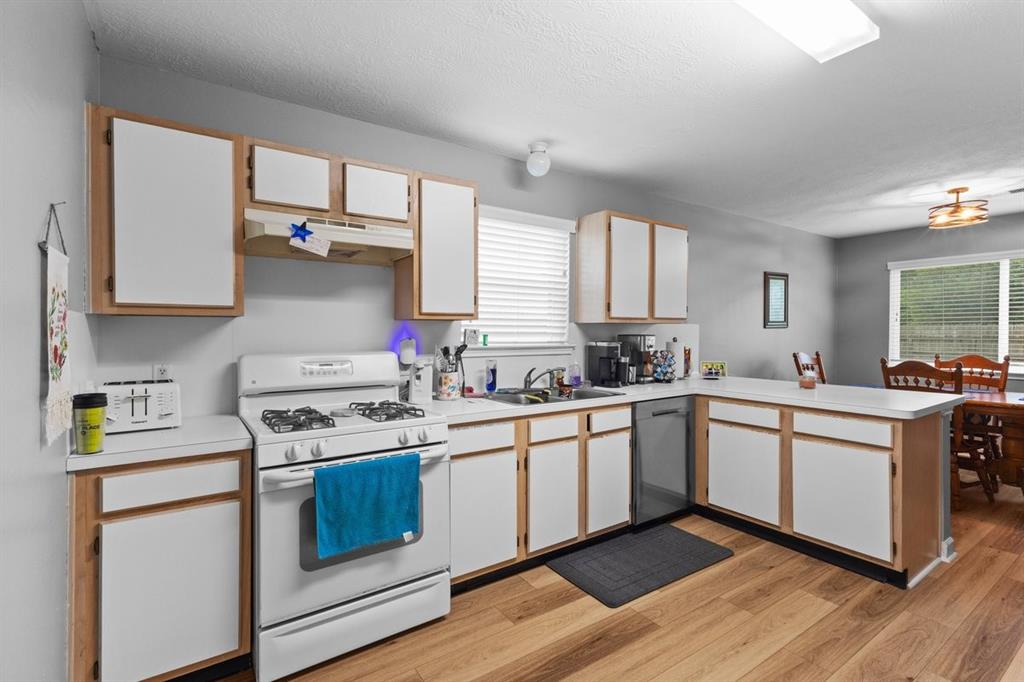 2218 Auburn Drive