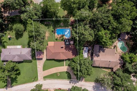 A home in Crockett