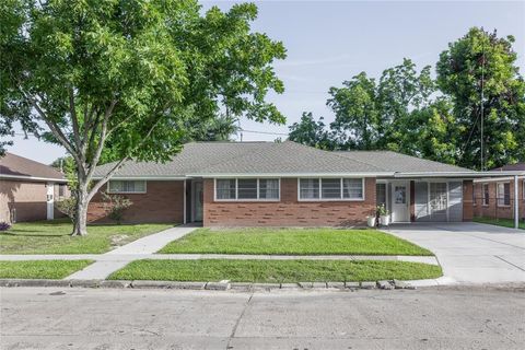 Photo of 1210 Wilma Lois Avenue, Pasadena, TX 77502 (MLS # 10207228) Photo of 1210 Wilma Lois Avenue, Pasadena, TX 77502 (MLS # 10207228)