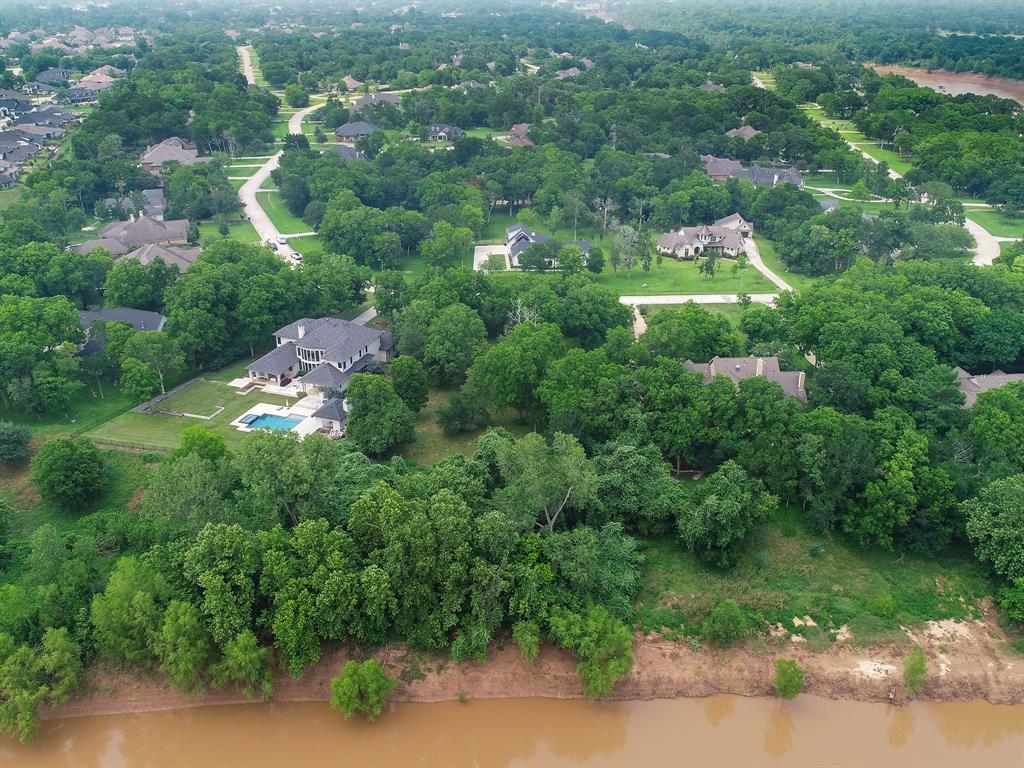 3219 Wellspring Lake Drive, Fulshear, Texas image 14