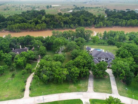 3219 Wellspring Lake Drive Fulshear TX 77441