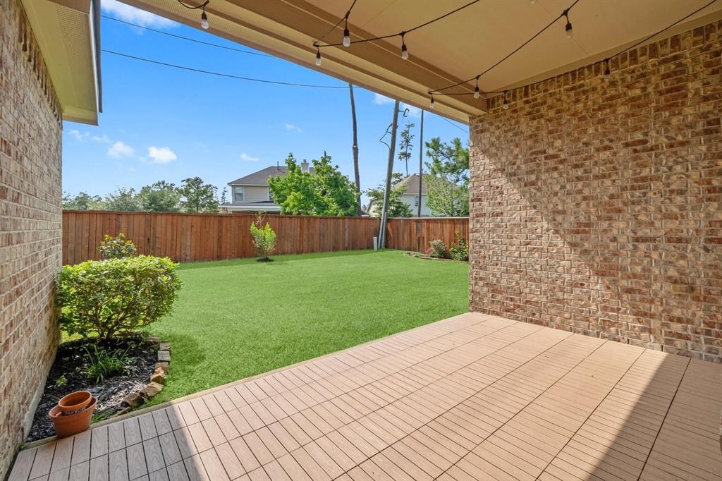 7 Fraiser Fir Place, Spring, Texas image 34