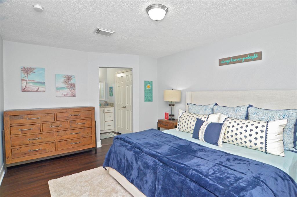 407 Country Lane, League City, Texas image 12