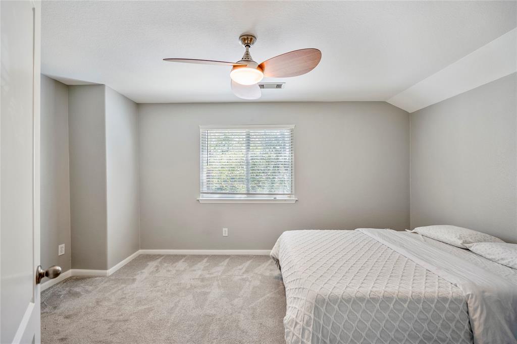17603 Fall River Pass Court, Humble, Texas image 31