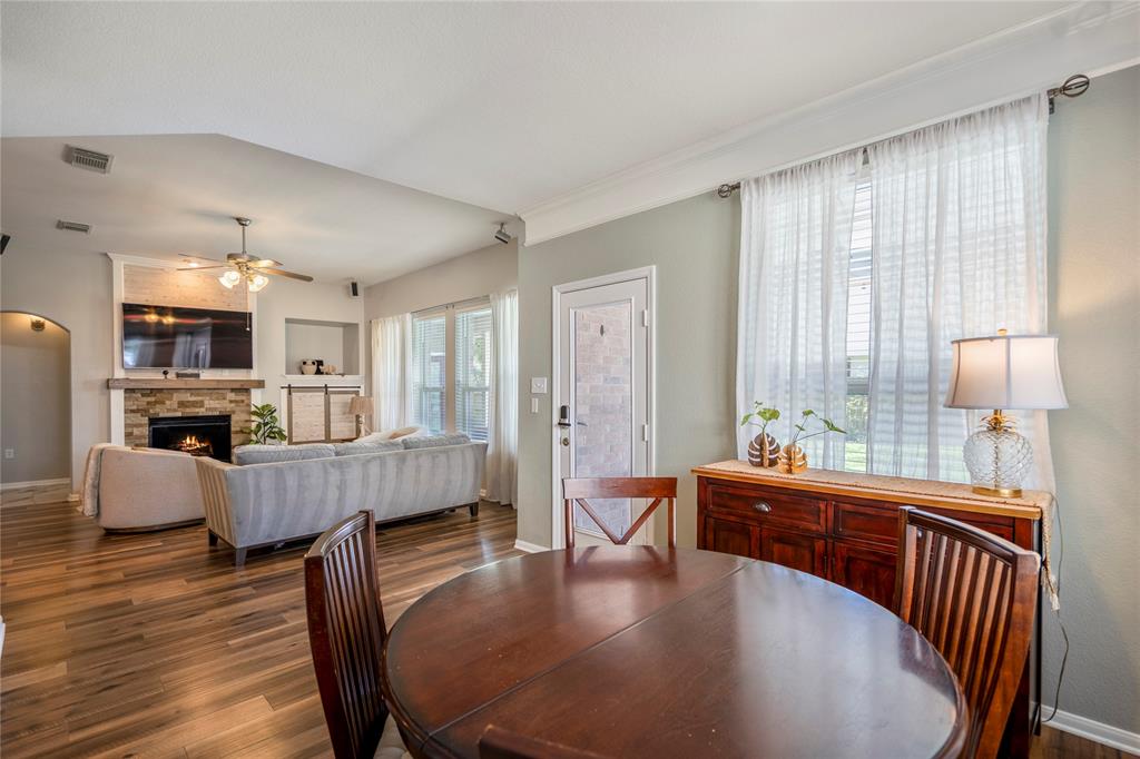 17603 Fall River Pass Court, Humble, Texas image 17