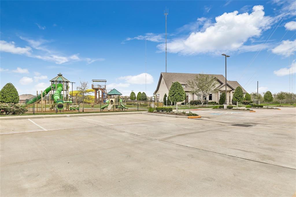3427 Parker Trace Drive, Missouri City, Texas image 43