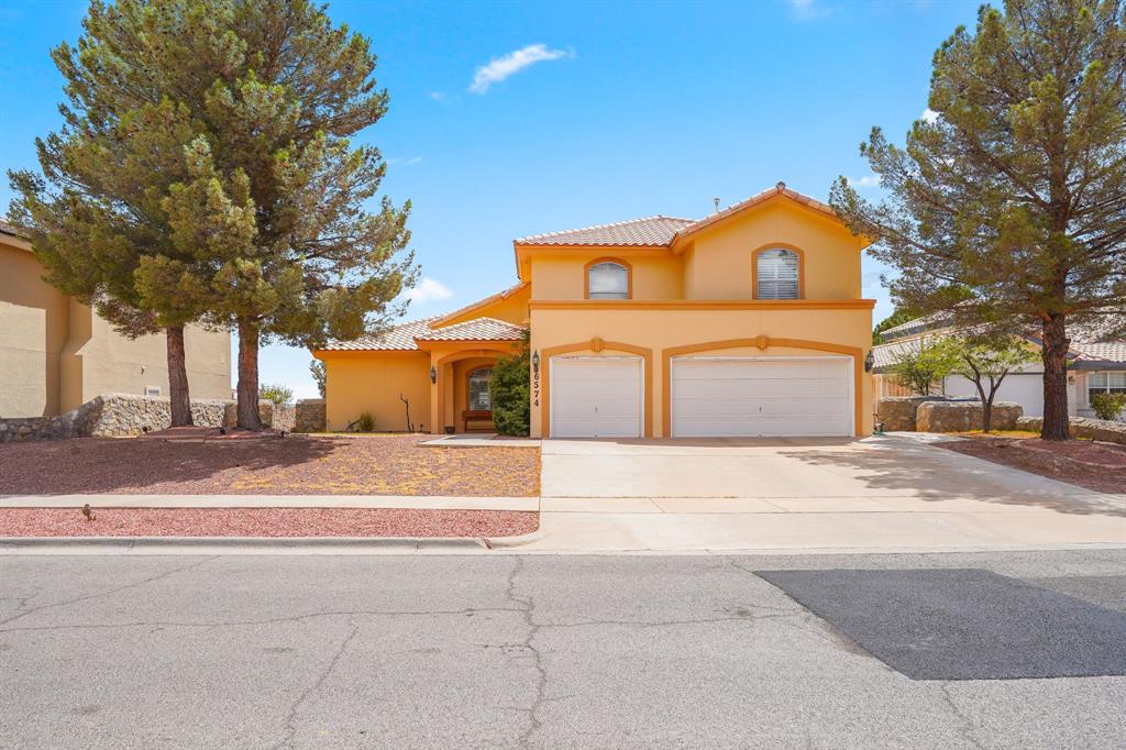 6574 Eagle Ridge Drive, El Paso, Texas image 1