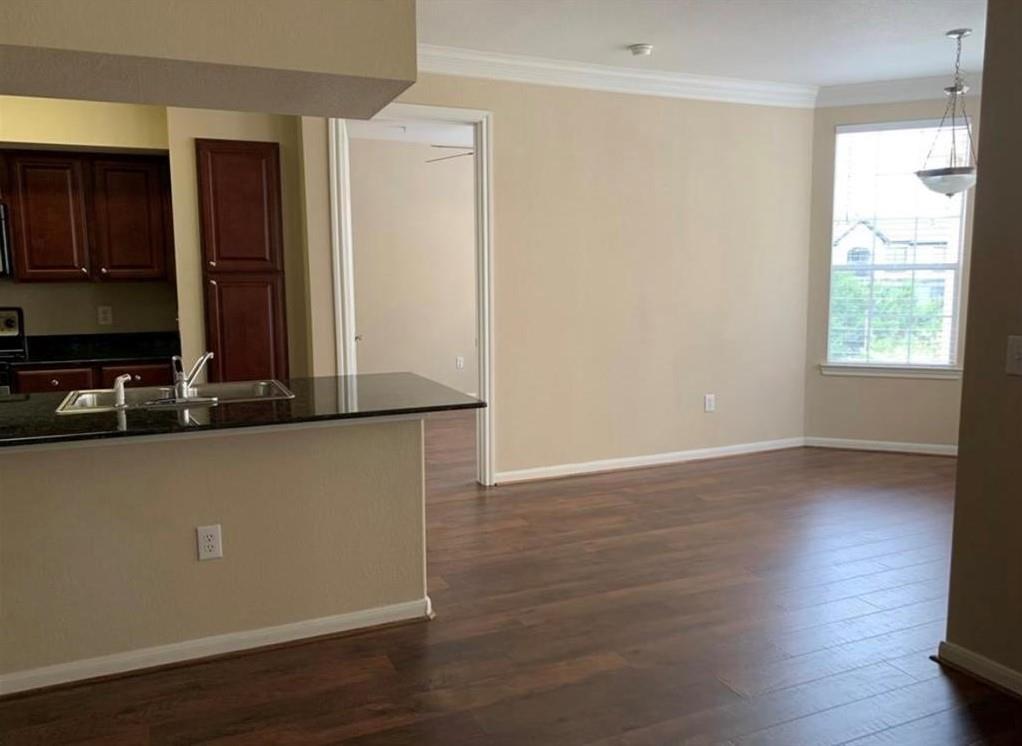 7575 Kirby Drive 2315