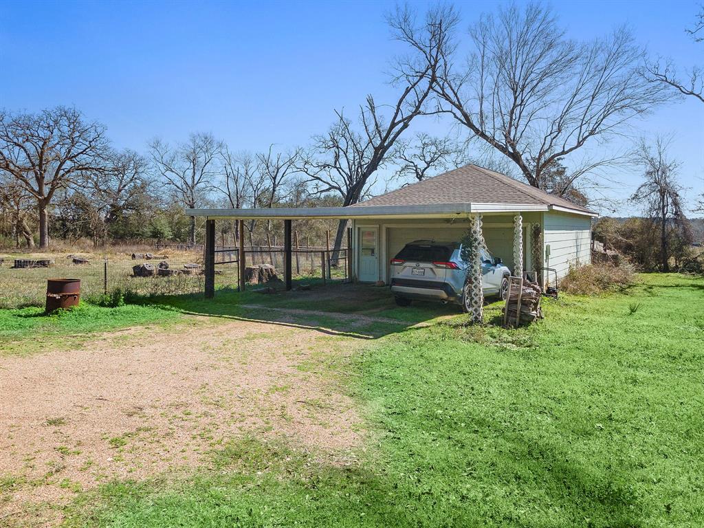 118 Camilla Cir Cir, Bellville, Texas image 28