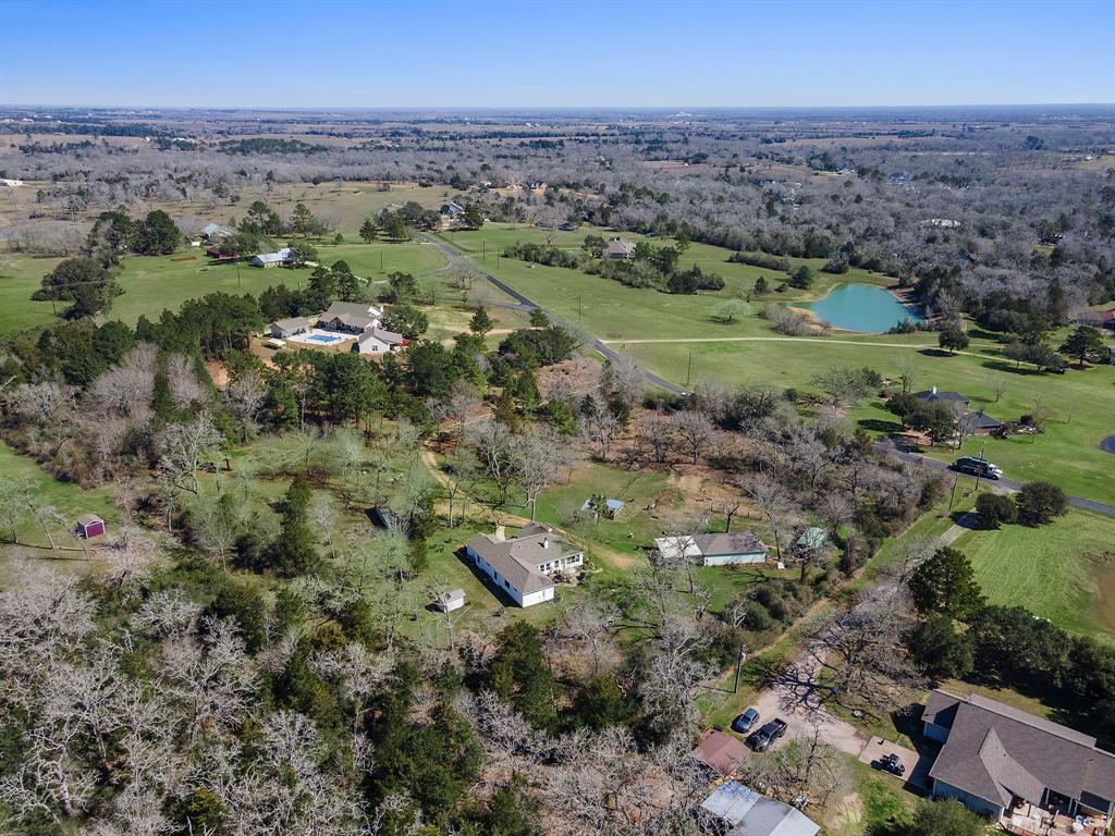 118 Camilla Cir Cir, Bellville, Texas image 32