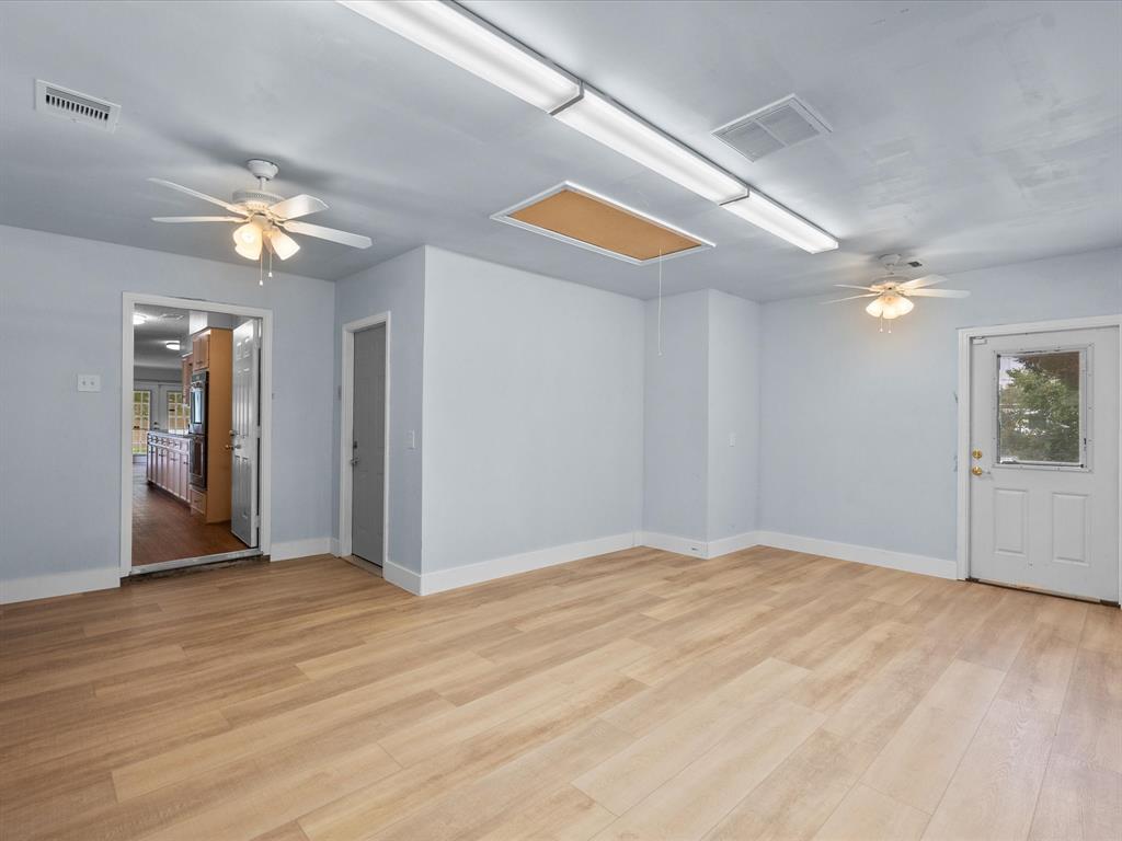 887 Silverpines Road, Houston, Texas image 23