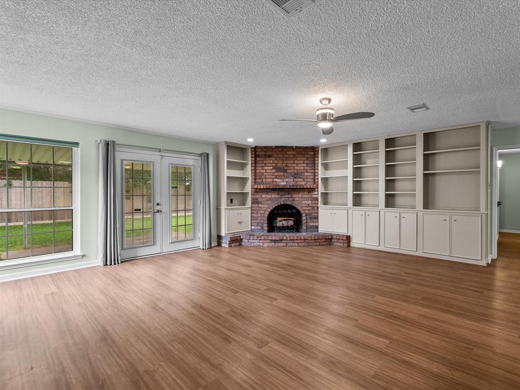 887 Silverpines Road, Houston, Texas image 7