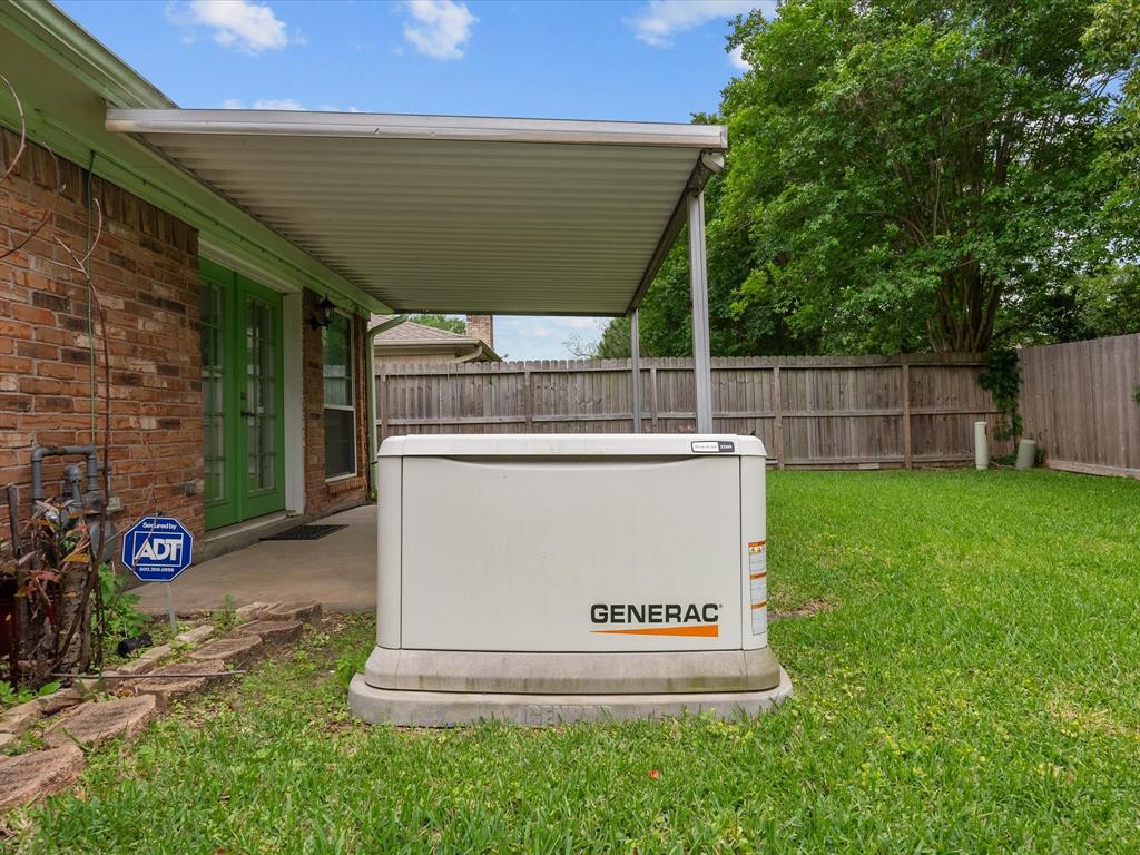 887 Silverpines Road, Houston, Texas image 28