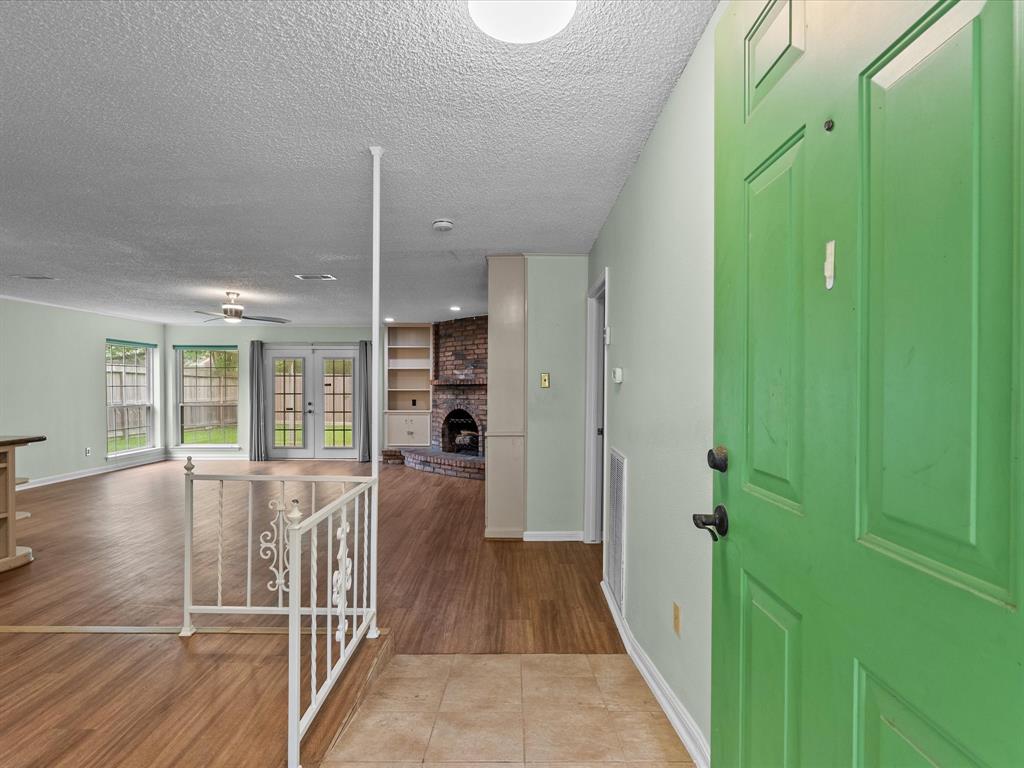 887 Silverpines Road, Houston, Texas image 33
