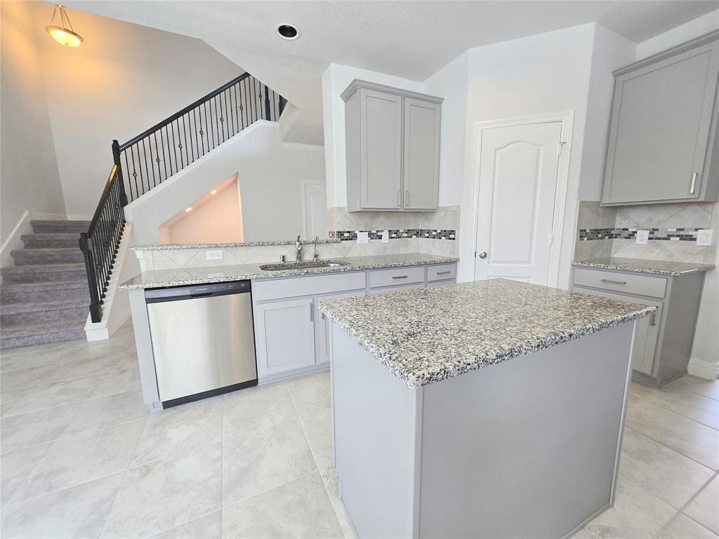 3559 Britton Burrow Way, Richmond, Texas image 9