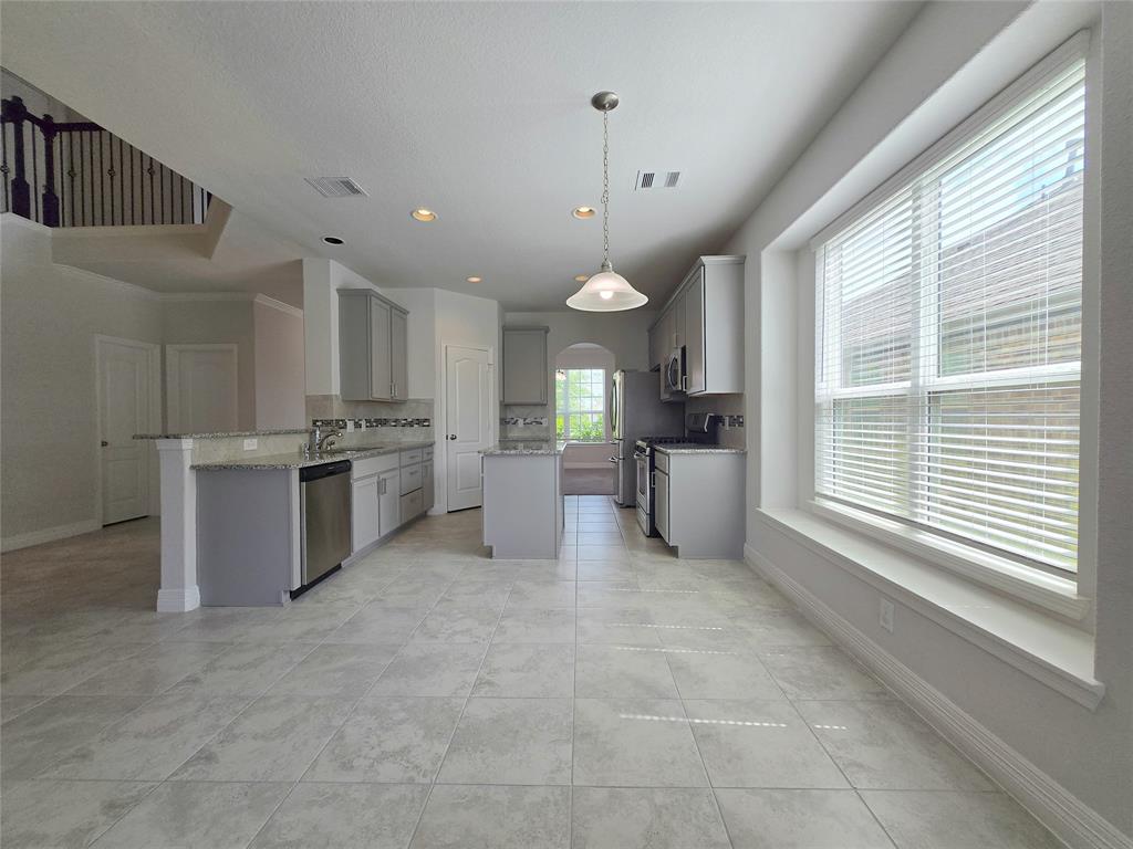 3559 Britton Burrow Way, Richmond, Texas image 8