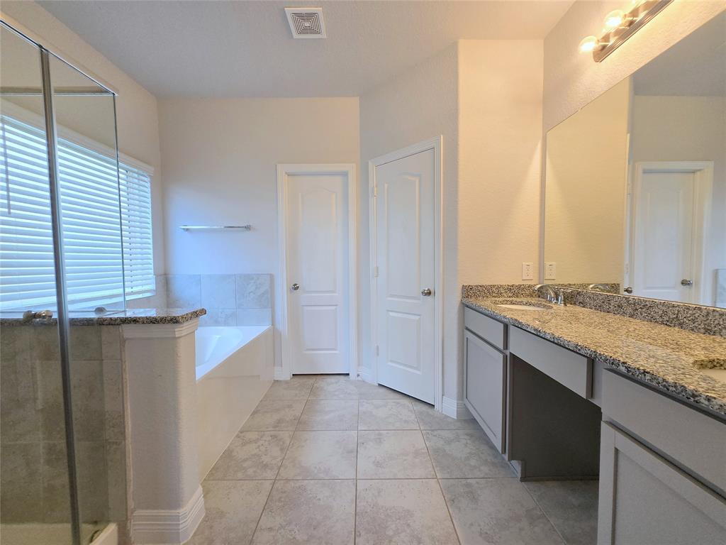 3559 Britton Burrow Way, Richmond, Texas image 15